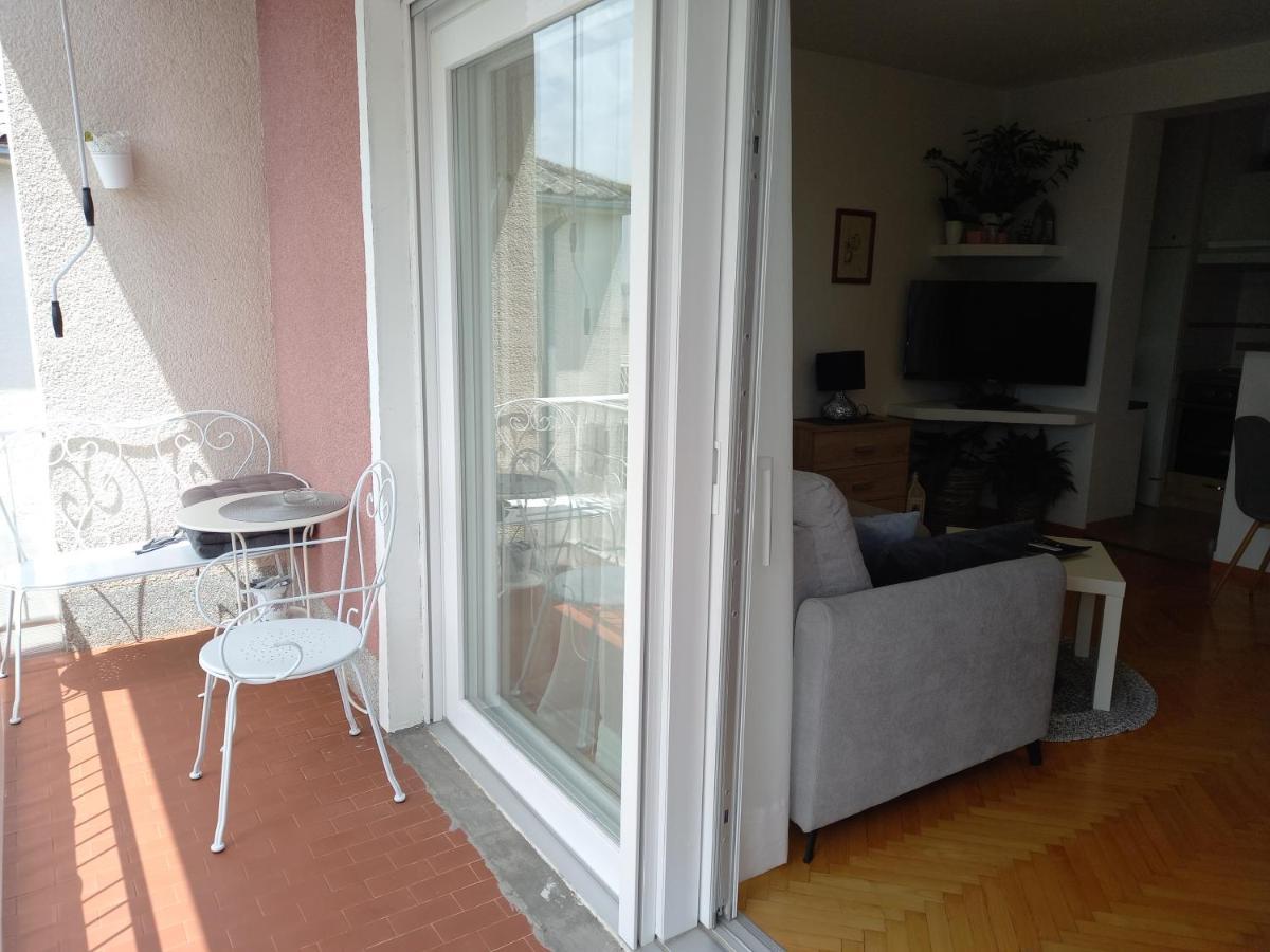 Apartments Anita Crikvenica Luaran gambar