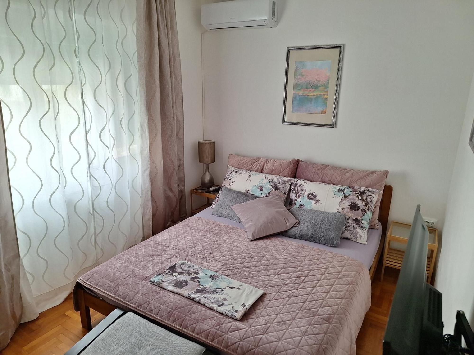Apartments Anita Crikvenica Luaran gambar