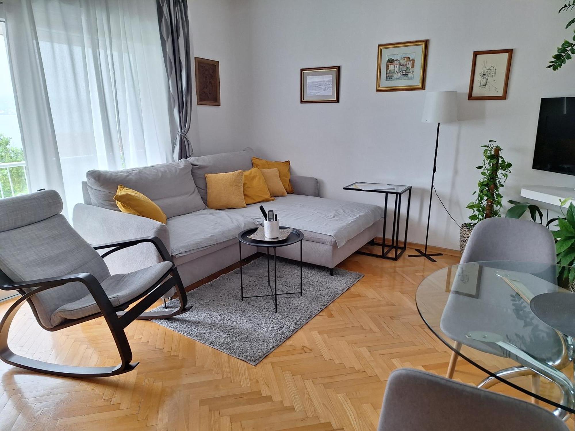 Apartments Anita Crikvenica Luaran gambar