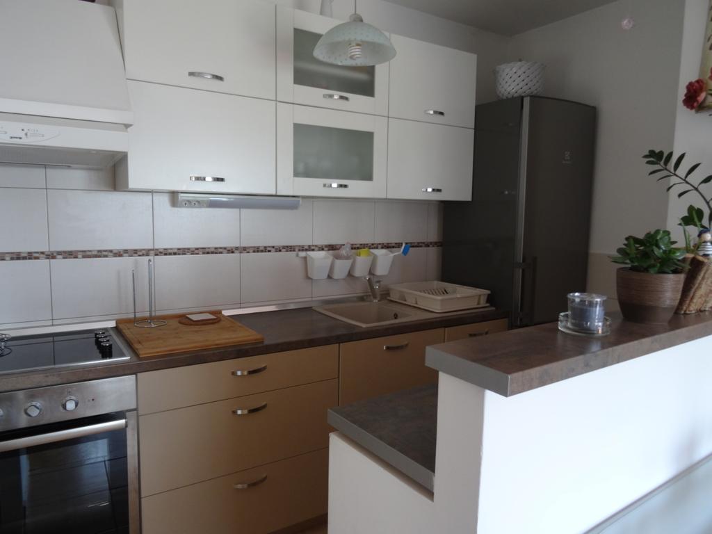 Apartments Anita Crikvenica Luaran gambar